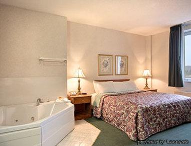Elkins Inn And Suites ห้อง รูปภาพ