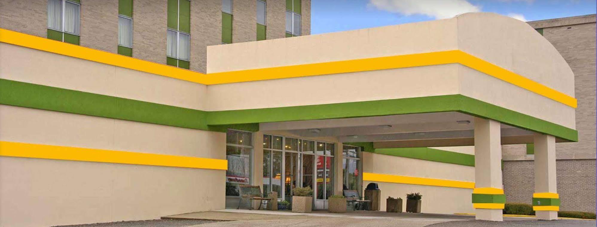 Elkins Inn And Suites ภายนอก รูปภาพ